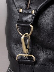 Lakeland Leather Black Keswick Leather Holdall - Image 5 of 8