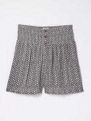 FatFace Rylee Black Star Geo Shirred Shorts - Image 5 of 5
