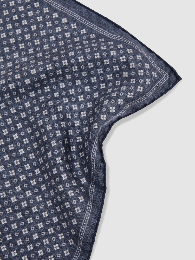 Bleumarin - Reiss Pulcino Reversible Silk Batistă de buzunar - Image 4 of 5