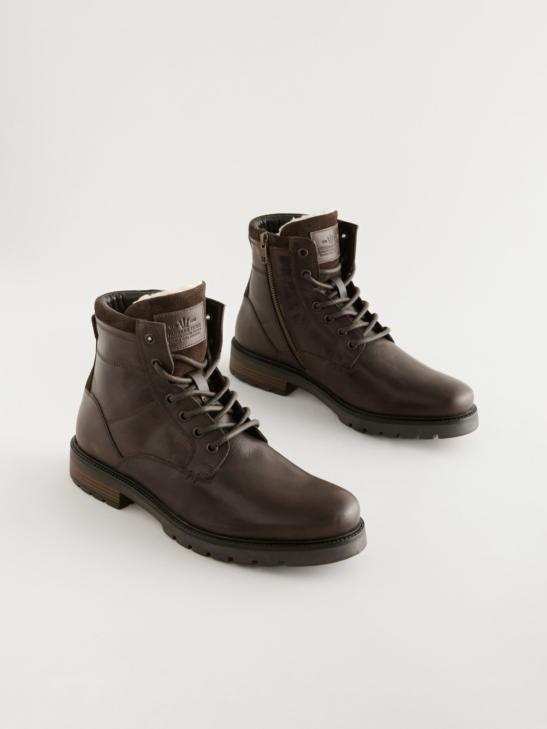 Stylish leather boots shop