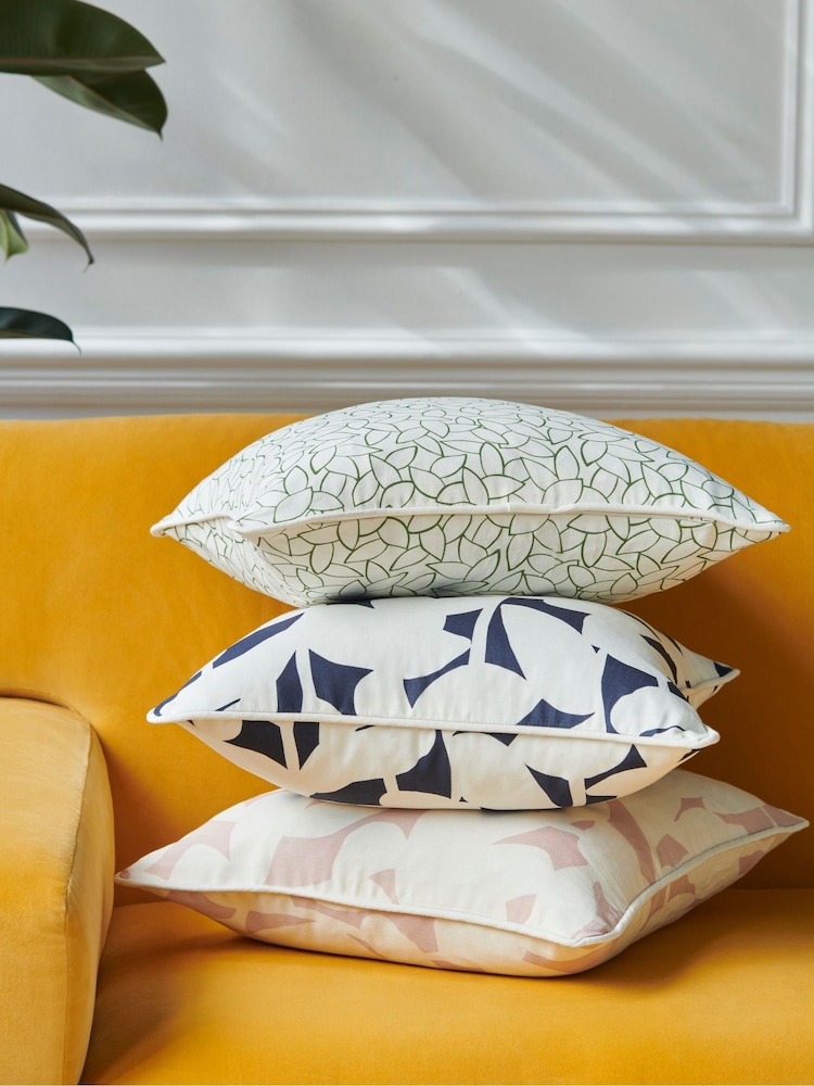 Jasper Conran London Mini Leaf Green Floral Leaf 100% Cotton Cushion - Image 2 of 4 Jasper Conran London Mini Leaf Green Floral Leaf 100% Cotton Cushion - Image 2 of 4