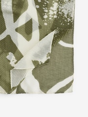 Green/White Lightweight Scarf - Image 6 of 6