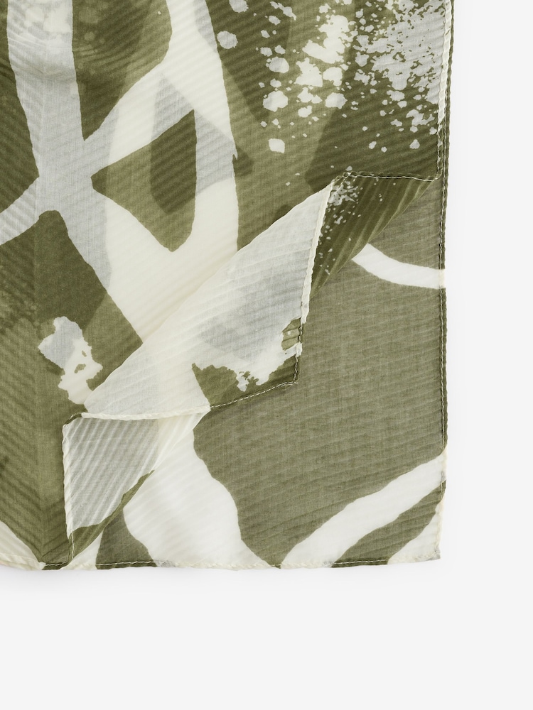 Green/White Lightweight Scarf - Image 6 of 6 Green/White Lightweight Scarf - Image 6 of 6