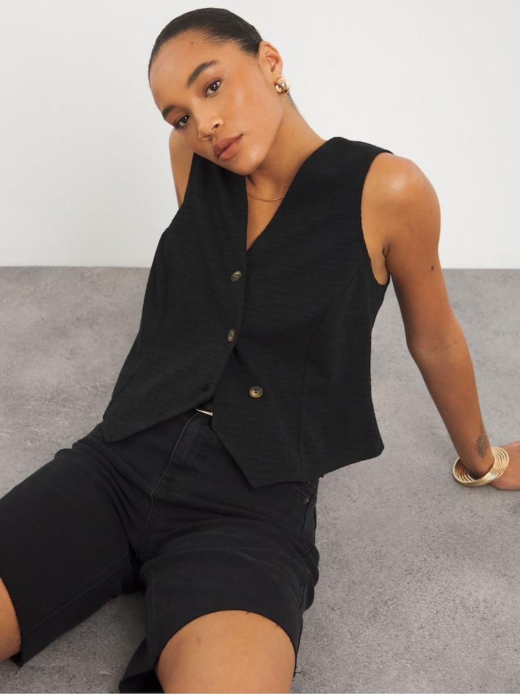Simply Be Black Washed Denim Bermuda Shorts - Image 2 of 4 Simply Be Black Washed Denim Bermuda Shorts - Image 2 of 4