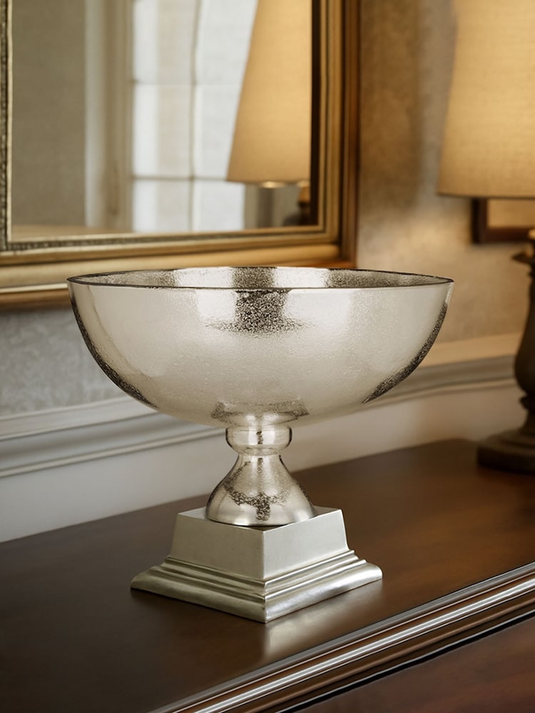 Interiors by Premier Silver Kensington Townhouse Aluminium Bowl - Image 2 of 3 Interiors by Premier Silver Kensington Townhouse Aluminium Bowl - Image 2 of 3