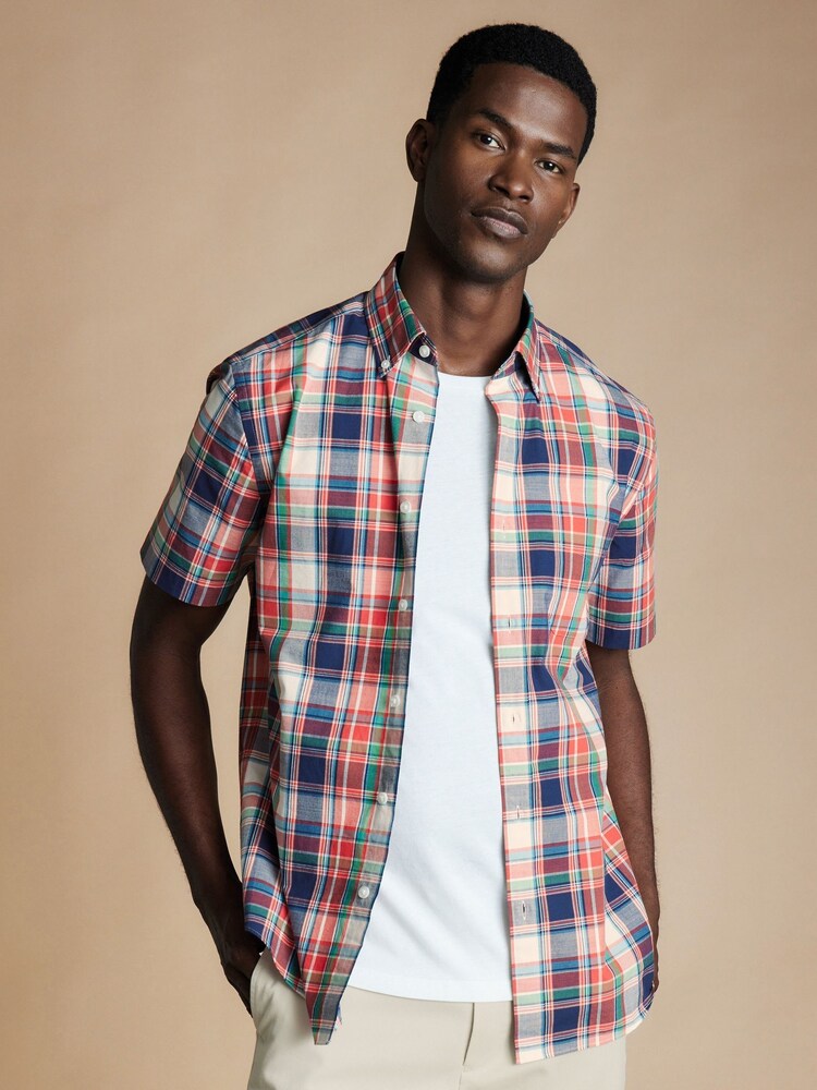 Charles Tyrwhitt Red Check Sf Short Sleeve Noniron Stretch Poplin Slub 100% Cotton Shirt - Image 2 of 6