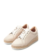 Moda in Pelle Breely Mini Wedge Woven Sole Trainers - Imagen 2 de 4