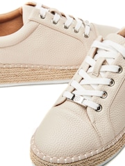 Moda in Pelle Breely Mini Wedge Woven Sole Trainers - Imagen 4 de 4