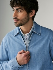 Hellblauer Denim - Shacket aus 100 % Baumwolle mit Reißverschluss - Bild 4 von 10