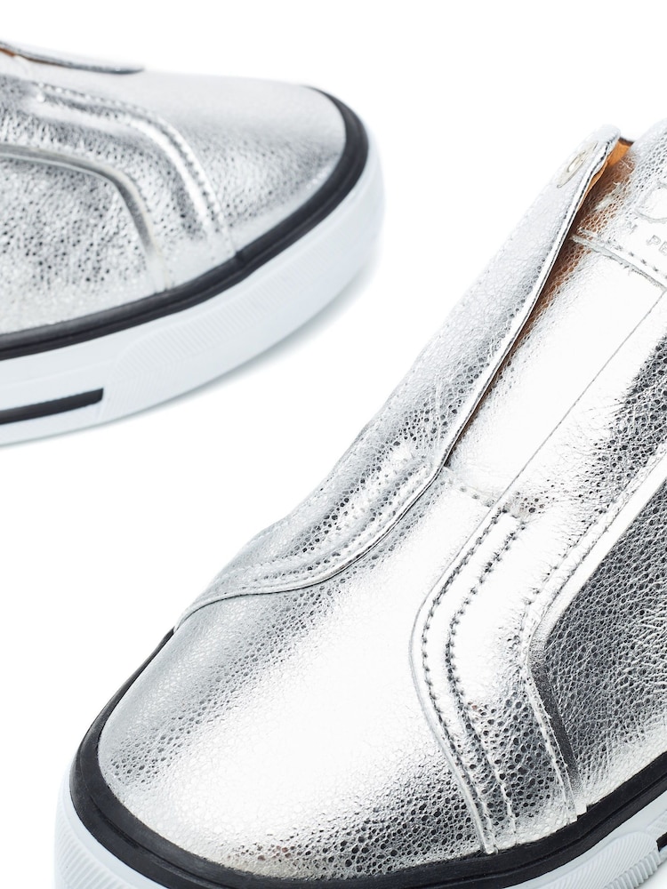 Moda In Pelle Benni Elastic Slip On Foxing Sole Trainers - Image 4 of 4