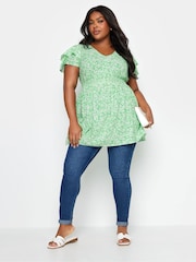 Yours Curve Green Ditsy Print Flutter Sleeve Peplum Top - Image 2 of 5