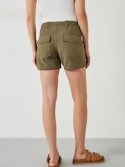 Grün - Hush – Kia – Shorts aus 100 % Baumwolle mit Waschung - Bild 2 von 5