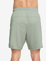 Nike Jade Horizon Dri-FIT Totality 7 inch Knit Training Shorts - Image 2 of 4