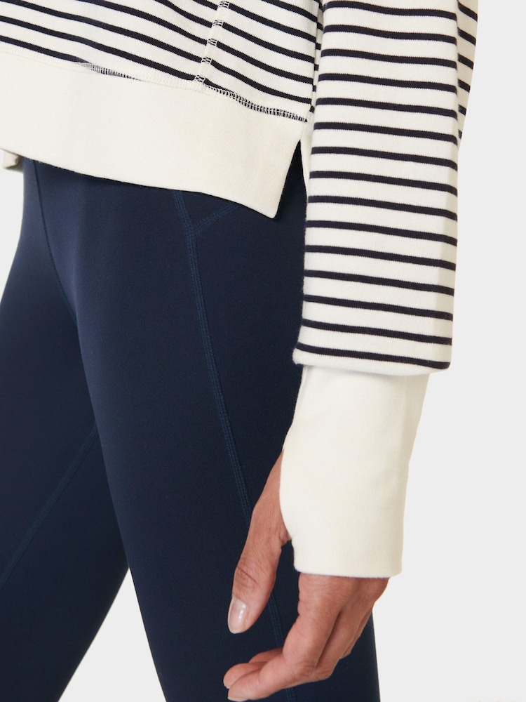 Lilienweiß-gestreift - Sweaty Betty After Class Crop-Sweatshirt - Image 7 of 8