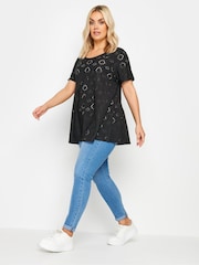 Yours Curve Black Broderie Swing Blouses 2 Pack - Image 3 of 5