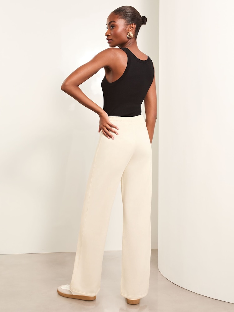 Lipsy Cream Petite Sweat Wide Leg Joggers - Image 4 of 4