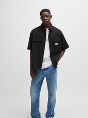 Синий - HUGO Loose Fit 100% Cotton Twill Logo Patch Shirt - Изображение 2 из 6