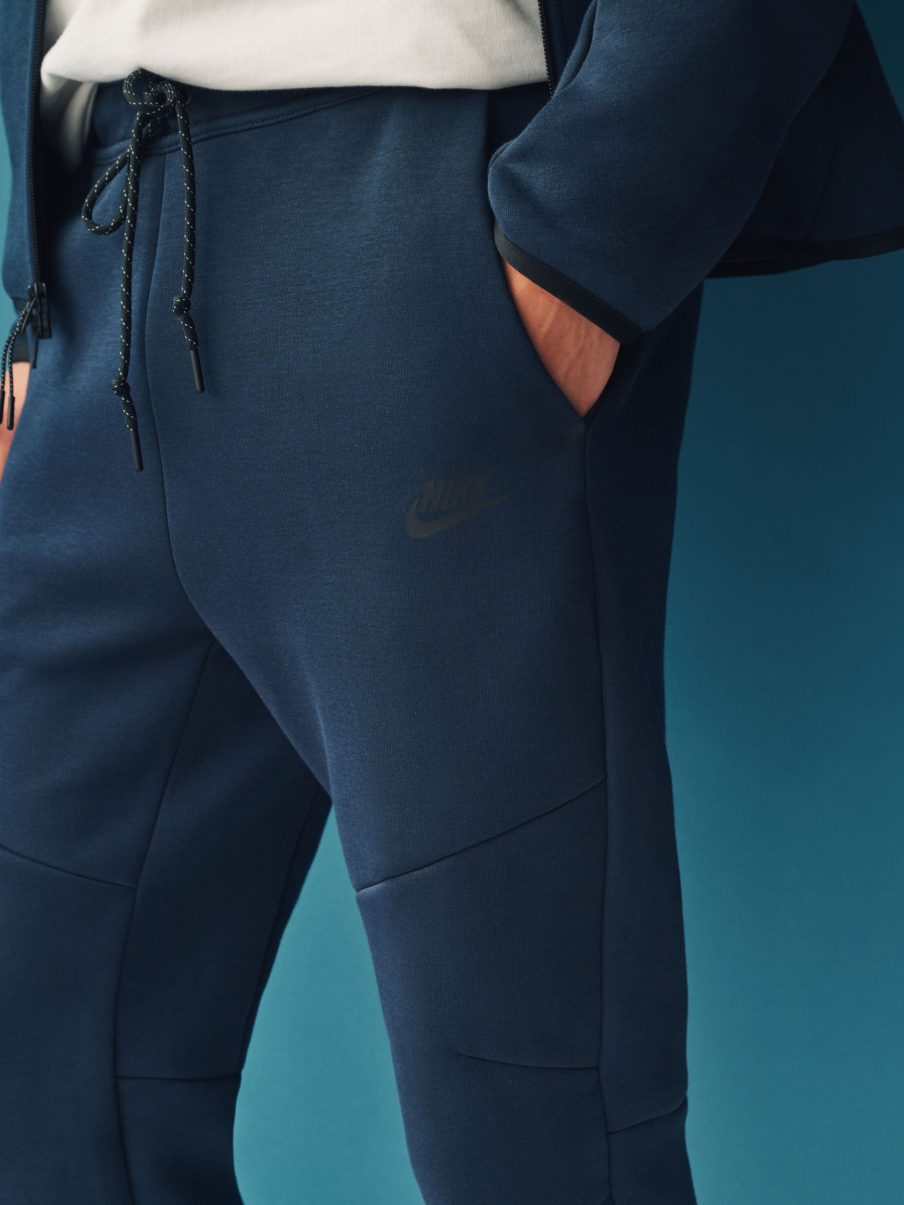 nike tech fleece navy blue joggers