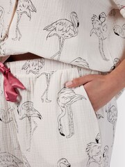 Chelsea Peers Cream Curve Maternity 100% Cotton Cheesecloth Flamingo Sketch Print Short Pyjama Set - Image 5 of 5