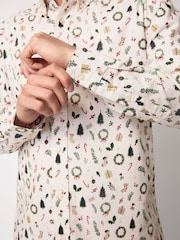 White Wreath Long Sleeve Christmas Print 100% Cotton Oxford Shirt - Image 6 of 8