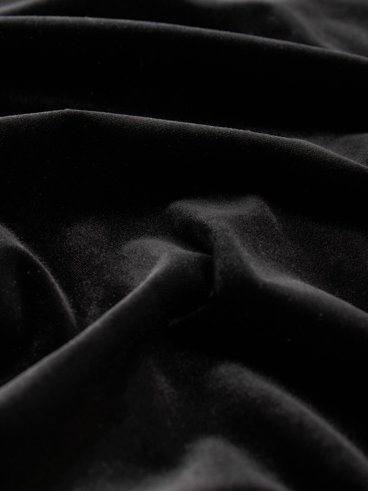 Black V-Neck Velvet Maxi Dress - Image 7 of 7