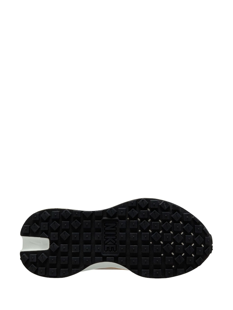 Baskets Nike Phoenix gaufrées - Image 7 of 9