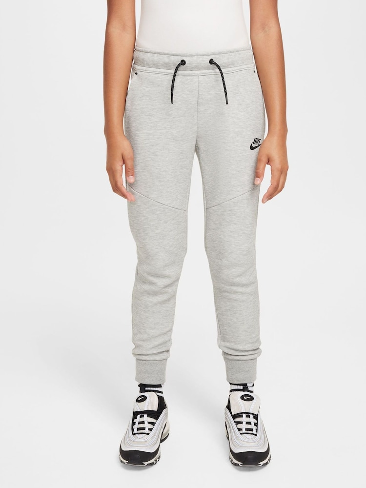 Gray/ Black - Pantalones de chándal técnicos con forro polar de Nike - Imagen 1 de 7