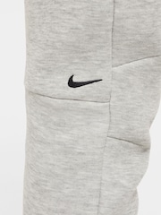 Gray/ Black - Pantalones de chándal técnicos con forro polar de Nike - Imagen 5 de 7