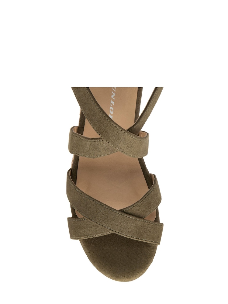 Dunlop Green Wedges Open Toe Sandals - Image 4 of 4