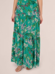 Adrianna Papell Grünes bedrucktes Etagen-Maxikleid​​​​​​​ - Bild 5 von 7