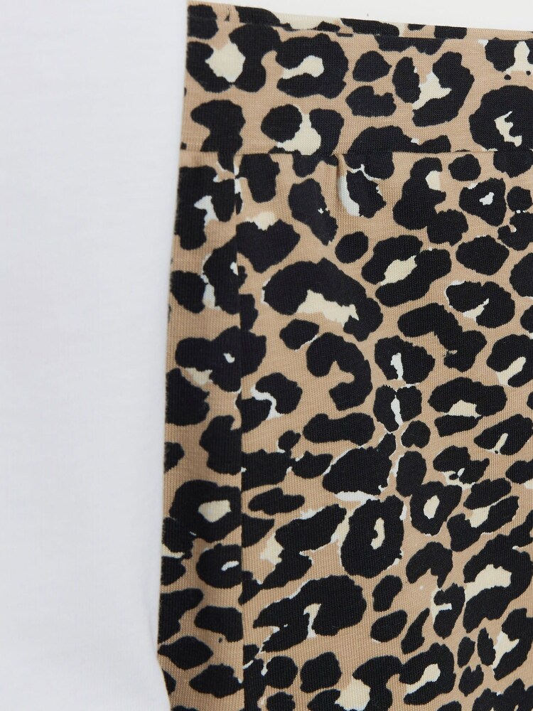 River Island Brown Girls 100% Cotton Leopard Girl T-Shirt and Cycle Short Set - Image 4 of 4 River Island Brown Girls 100% Cotton Leopard Girl T-Shirt and Cycle Short Set - Image 4 of 4