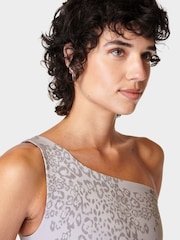 Sweaty Betty Urban Grey Leopard Print Supersoft Asymmetric Reversible Bra - Image 4 of 10