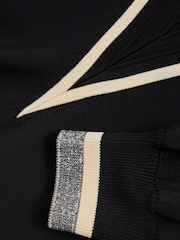Reiss Faith Contrast Trim V-Neck Jumper - Image 5 of 5