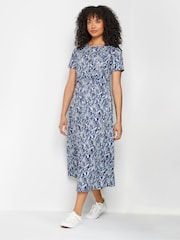 M&Co – kurzärmeliges Midikleid mit abstraktem Print - Bild 1 von 5