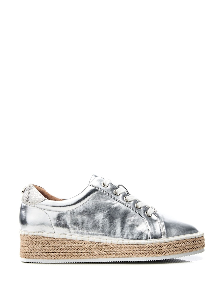 srebrna (barva); srebro - Moda in Pelle Breely Mini čevlji s polno peto Woven Sole Športni copati - Slika 1 iz 4
