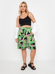 Yours Curve Black Light Jersey Shorts - Image 2 of 5