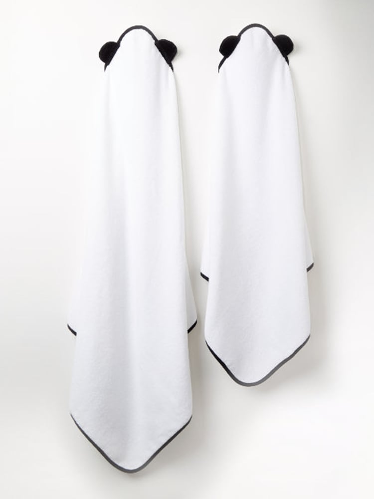 Panda London White Kids Bamboo Viscose Hooded Towel - Image 3 of 4