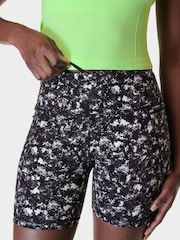 Sweaty Betty Black Electric Texture Print Power 6" Biker Shorts - Image 1 of 9