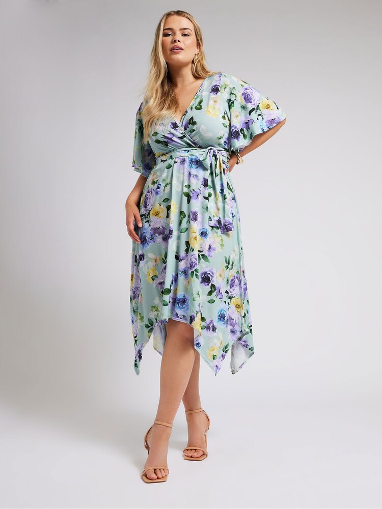 Grün - Yours Curve Wickelkleid mit Blumenmuster und Zipfelsaum - Bild 2 von 5 Grün - Yours Curve Wickelkleid mit Blumenmuster und Zipfelsaum - Bild 2 von 5