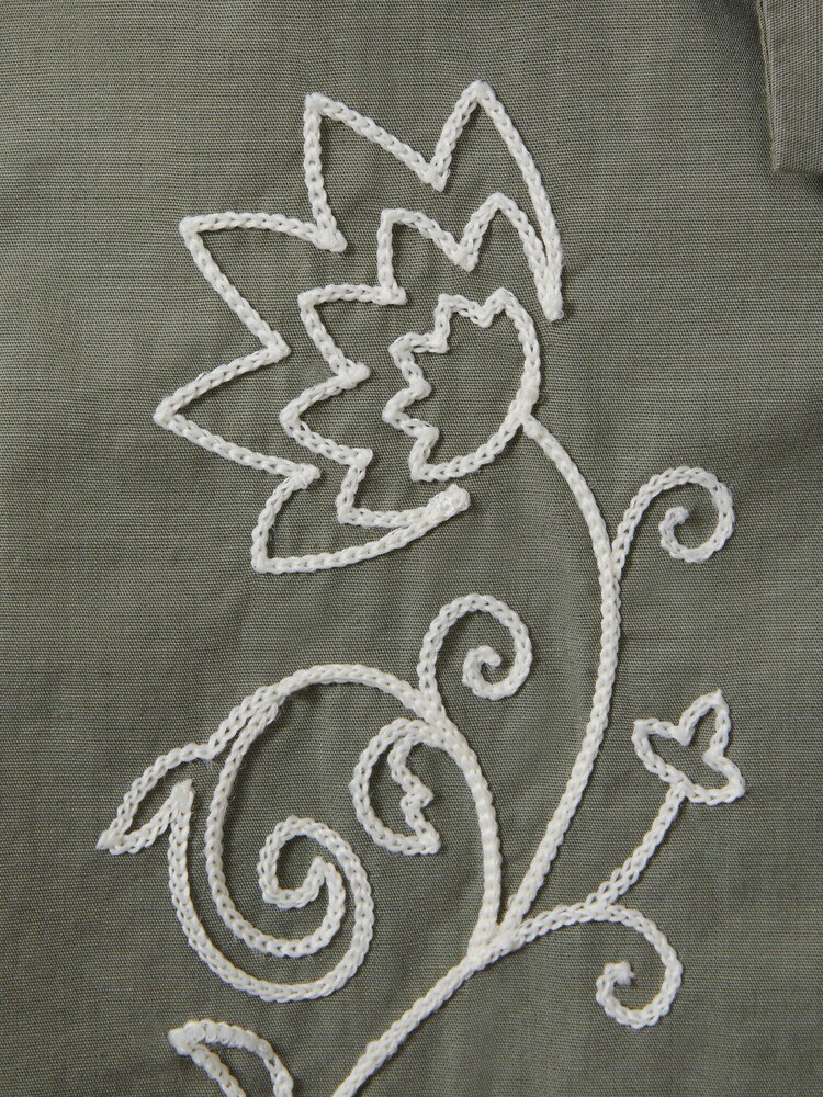 Reiss Sage/Off White Sonny 3-9 yrs Cotton Embroidered Cuban Collar Shirt - Image 4 of 4 Reiss Sage/Off White Sonny 3-9 yrs Cotton Embroidered Cuban Collar Shirt - Image 4 of 4