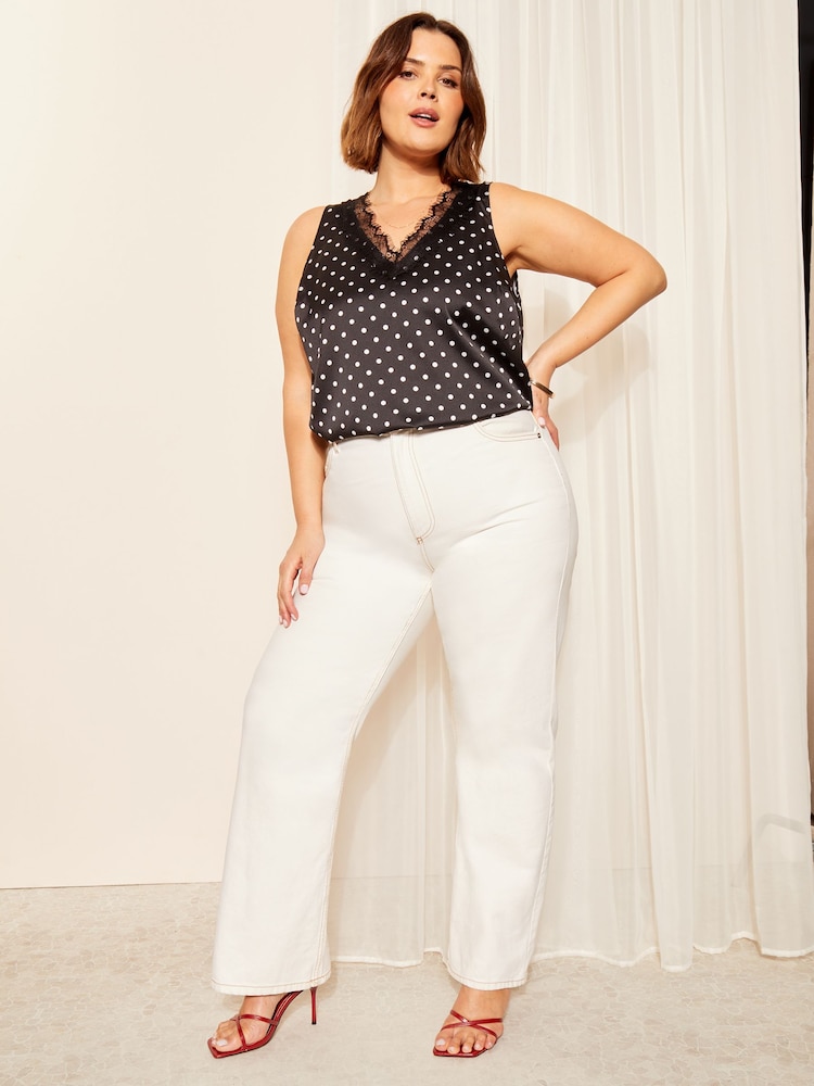 Curves Like These Black/White Lace Vneck Camisole - Image 2 of 4 Curves Like These Black/White Lace Vneck Camisole - Image 2 of 4