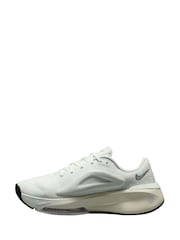 Nike Silver/White Versair Gym Trainers - Image 2 of 4