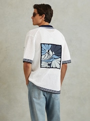 Reiss White/Blue Lucile Open-Stitch Embroidered Cuban Collar Shirt - Image 4 of 5