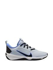 Nike Black/Grey Youth Omni Multi-Court Trainers - Image 1 of 4