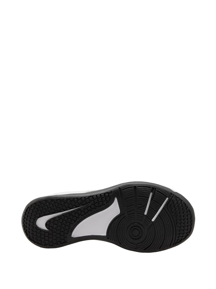 Nike Black/Grey Youth Omni Multi-Court Trainers - Image 4 of 4