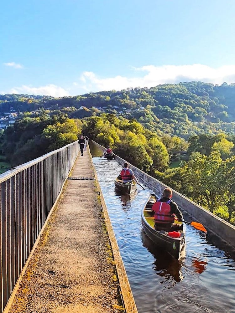 Virgin Experience Days Canoe Along The Worlds Highest Aqueduct For Two - Image 1 of 1 Virgin Experience Days Canoe Along The Worlds Highest Aqueduct For Two - Image 1 of 1