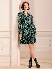 Love & Roses Green Smudge Petite PU Trim V Neck Pleated Mini Dress - Image 3 of 4