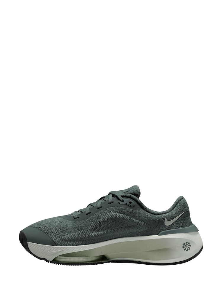 Nike Dark Green Versair Gym Trainers - Image 2 of 4