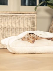 Lords and Labradors Ivory Boucle Sleepy Burrows Dog Bed - Image 2 of 4