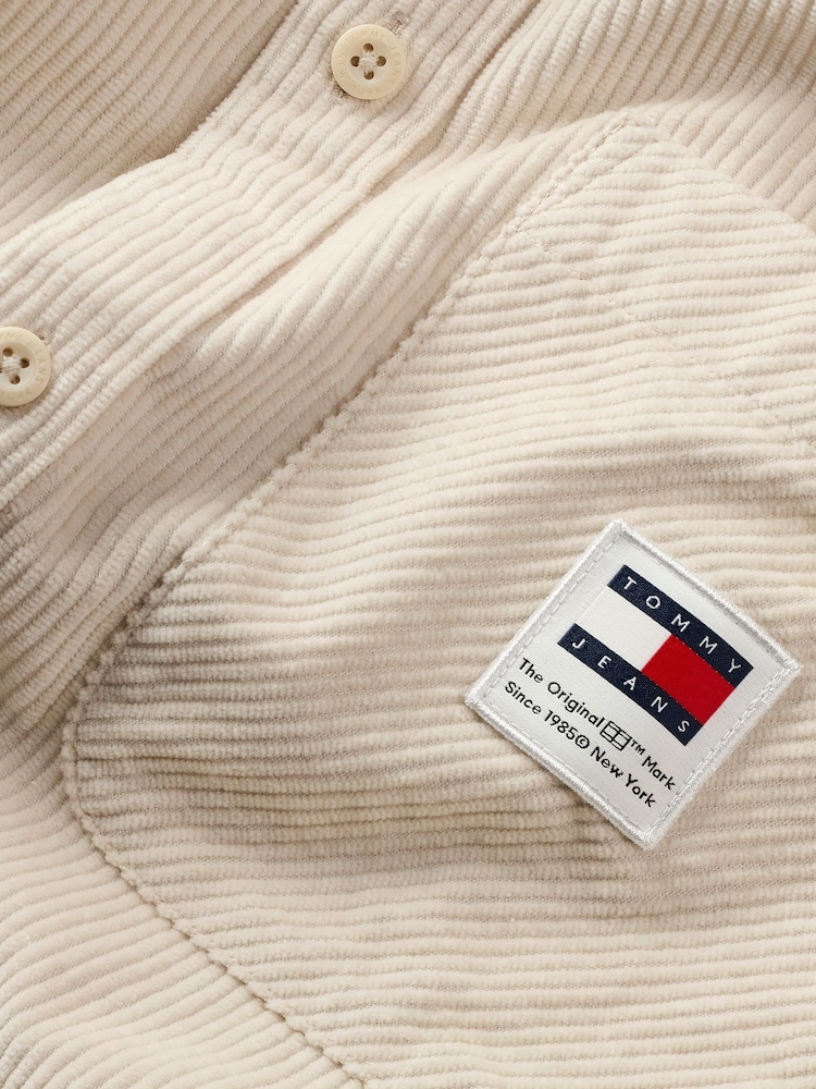 Tommy Jeans Natural Relax Corduroy 100% Cotton Shirt - Image 9 of 9 Tommy Jeans Natural Relax Corduroy 100% Cotton Shirt - Image 9 of 9